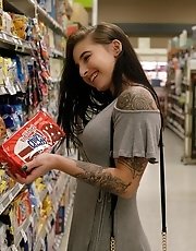 8 pictures - Sasha Apex Going Publix