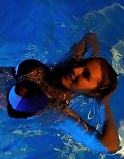 8 pictures - Melody Marks Gets Hot Tub Aphasia