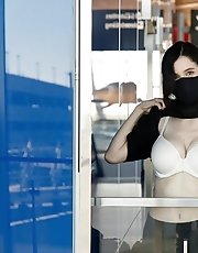 8 pictures - Giulia Wylde Has Arrived
