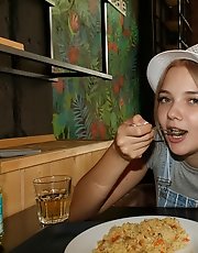 8 pictures - Diana And Victoria Plov Pals