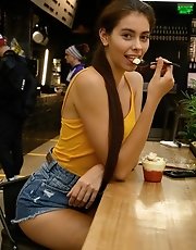8 pictures - "Alissa Foxy Spring Arrives"