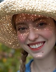 8 pictures - Caring Erin Wife Is Beautiful