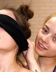 8 pictures - "Irina and Bianca Friendly Flexin'"